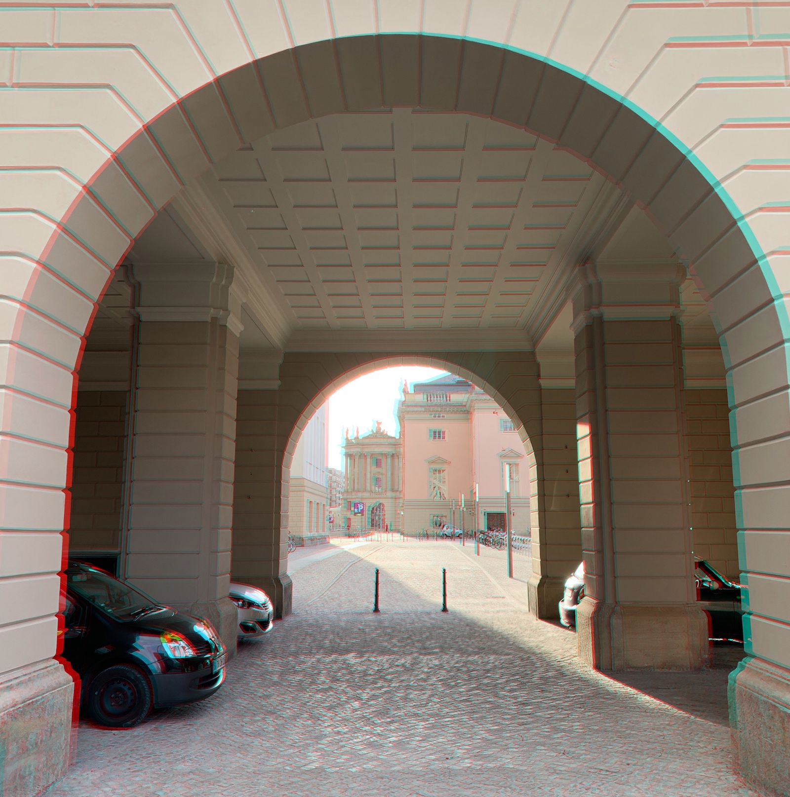 2019-07 - &raquo;HINTER DER OPER&laquo;