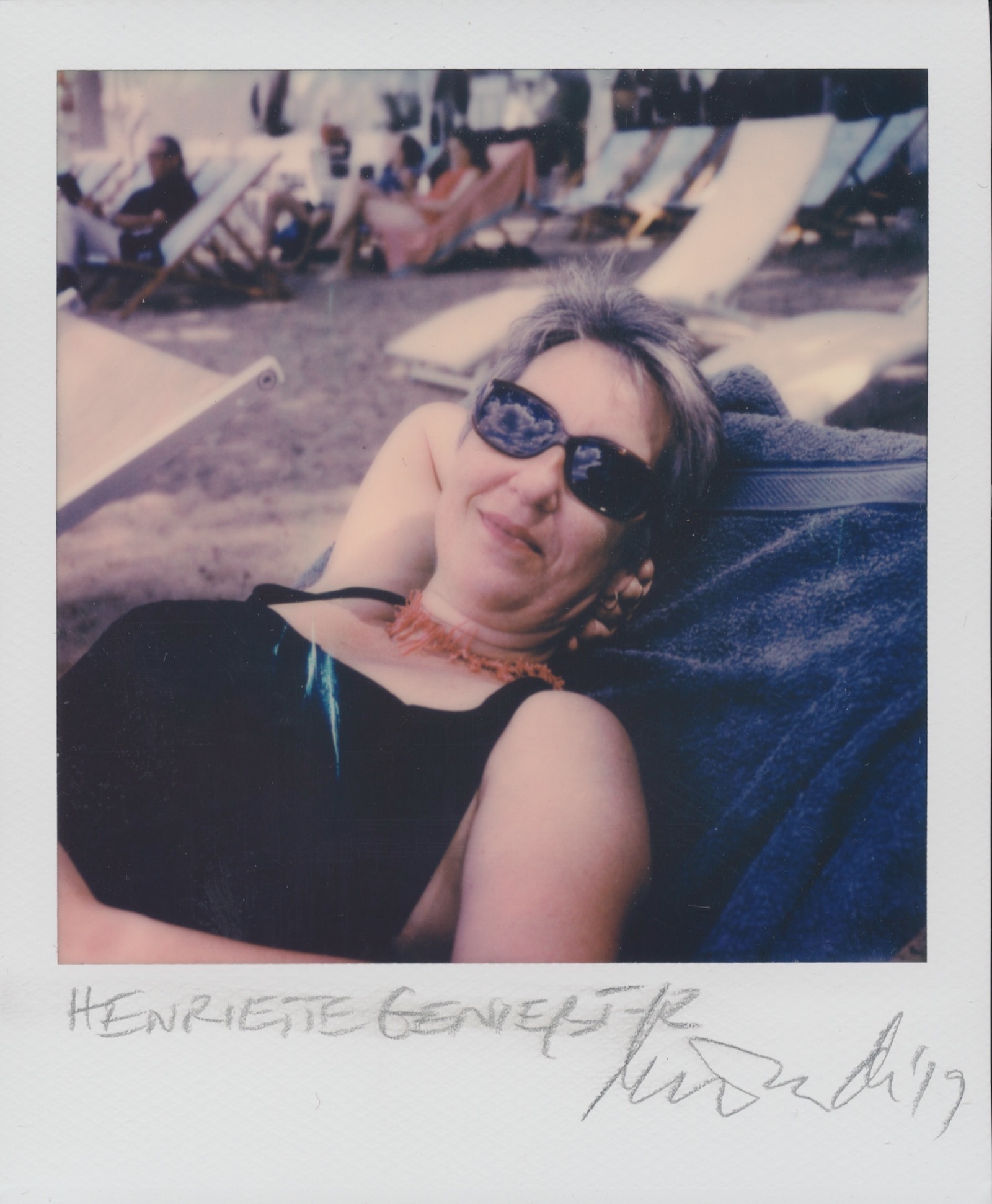 2019-08 - &raquo; HENRIETTE GENIEßT&laquo; - SX70/POLAROID ORIGINALS - (c)rbockberlin2019