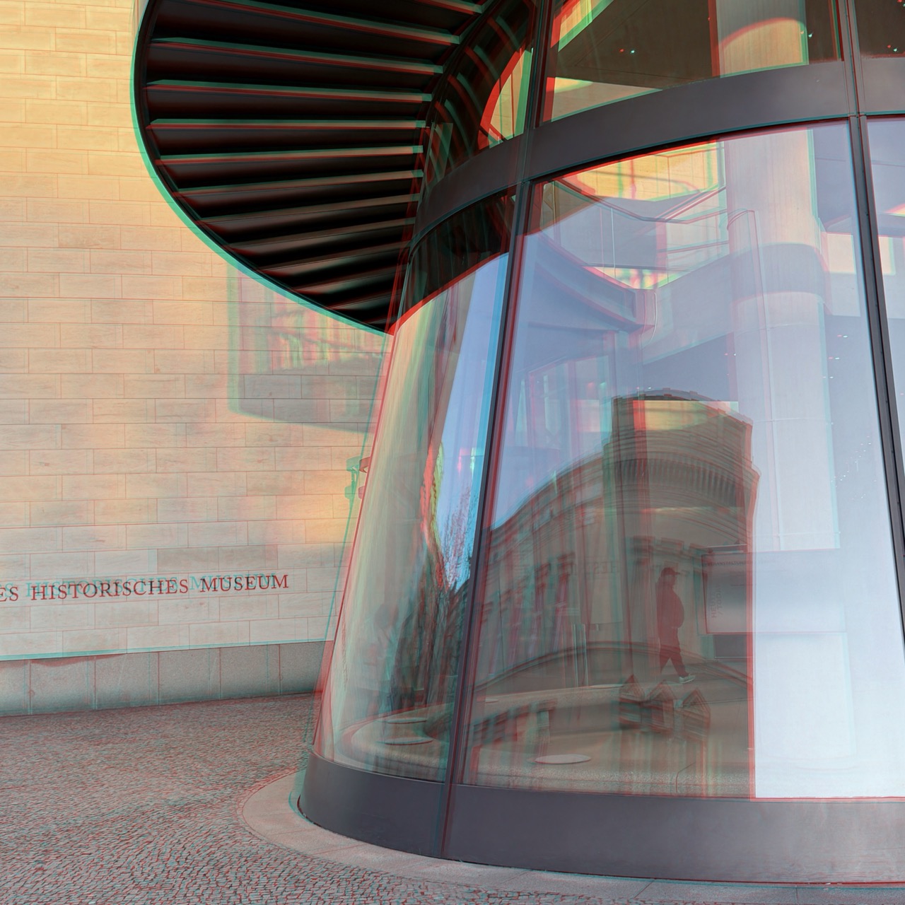 RC Anaglyphe2025-08 &raquo;THEATRE IN MUSEUM MIRROR&laquo;
